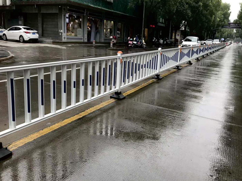 你可知交通道路護(hù)欄和城市形象有何關(guān)系？